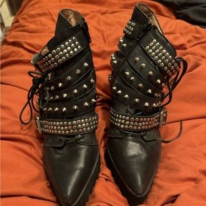 Jeffrey Campbell Lucius Boots Size 7.5